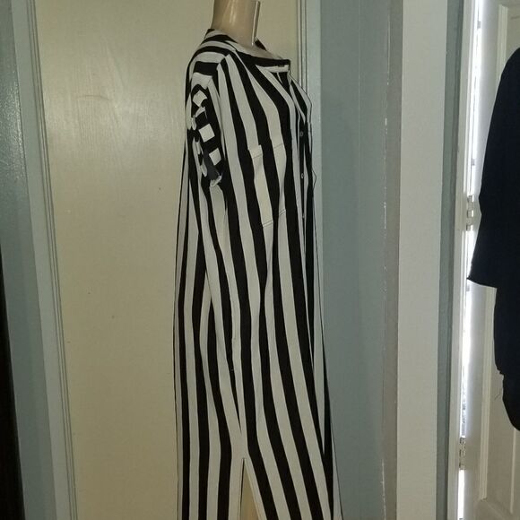 Knot Sisters Women's Shirt Dress Size Medium Button up Sleeveless Striped - Picture 5 of 9